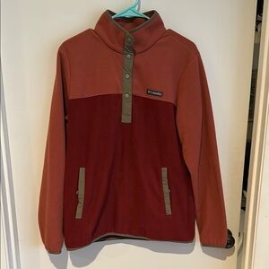 Columbia Salmon/Red Fleece Pullover with tan accents